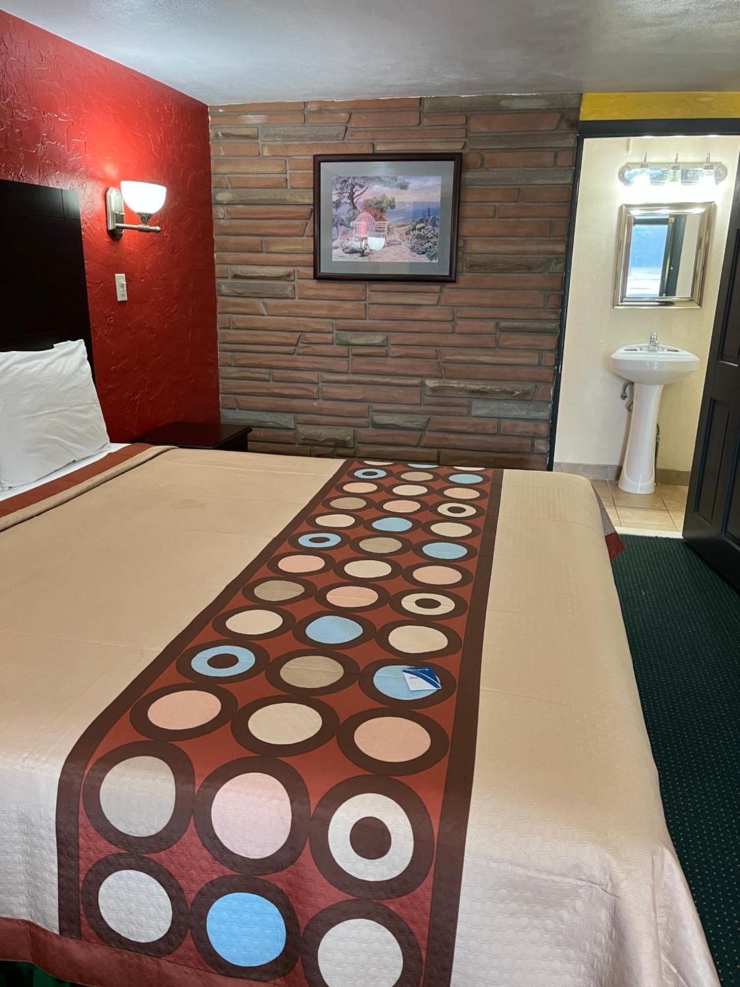 Holly Motel Southampton Exterior photo