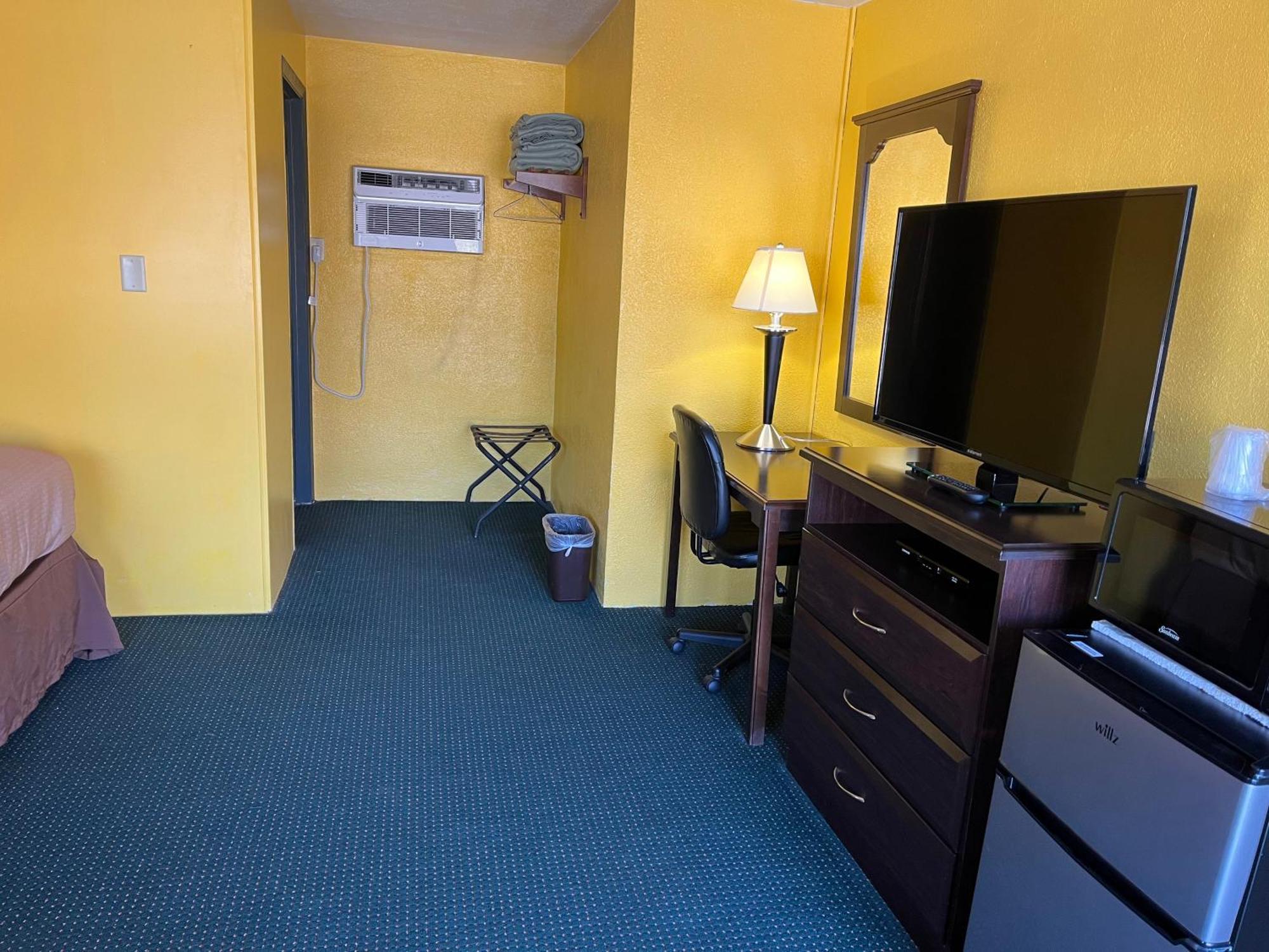 Holly Motel Southampton Exterior photo